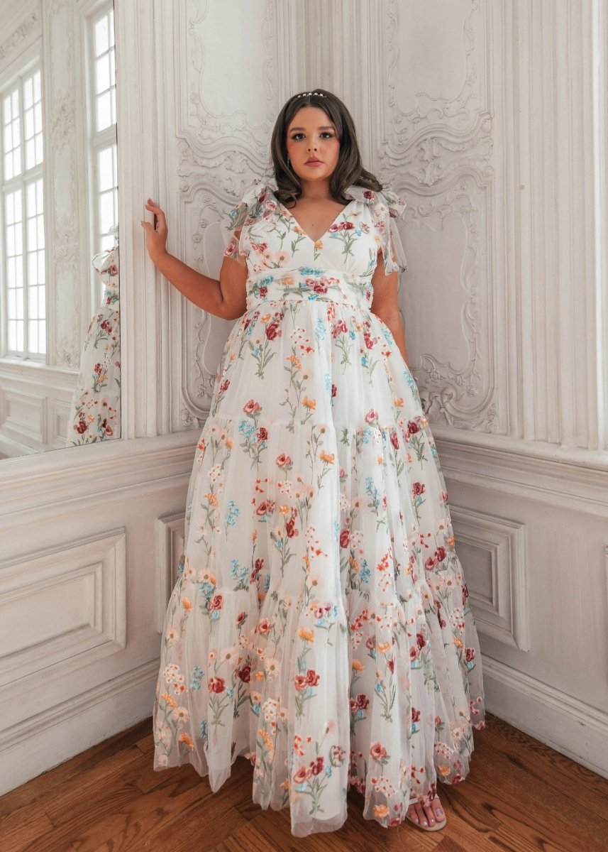 Margaret Floral Embroidered Maxi Wedding Dress - MISMIJK23051-W-MAXI-WHT-XXS