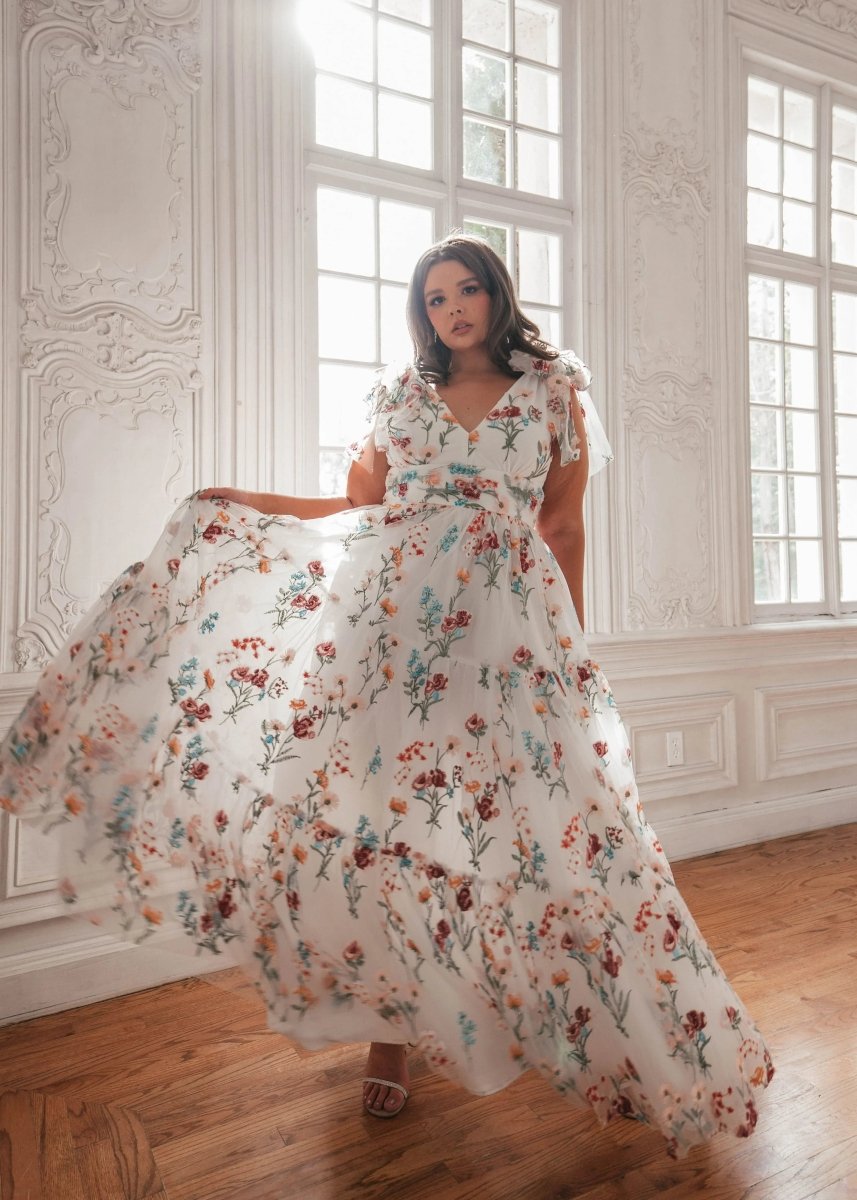 Margaret Floral Embroidered Maxi Wedding Dress - MISMIJK23051-W-MAXI-WHT-XXS