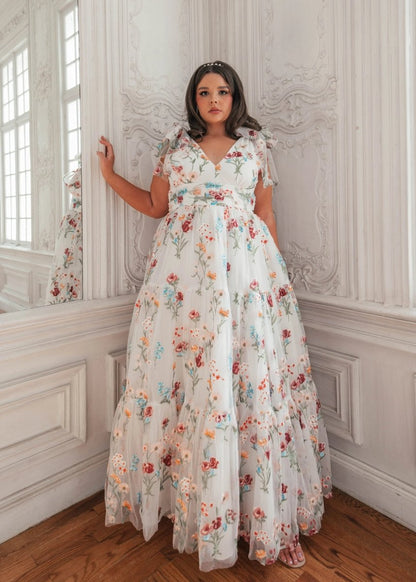 Margaret Floral Embroidered Maxi Wedding Dress - MISMIJK23051-W-MAXI-WHT-XXS